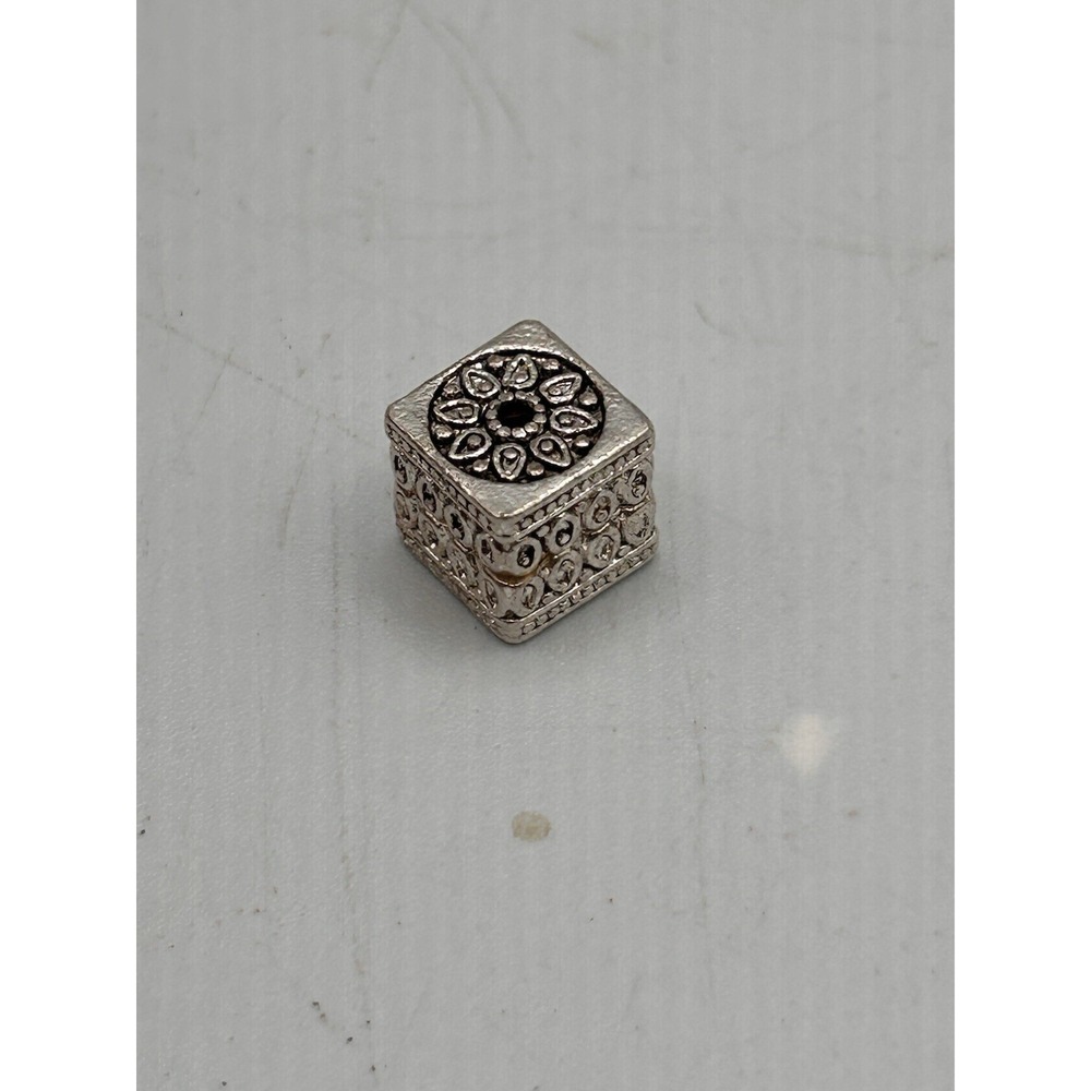 Vintage Square Silver Charm W/ Engraved Pattern